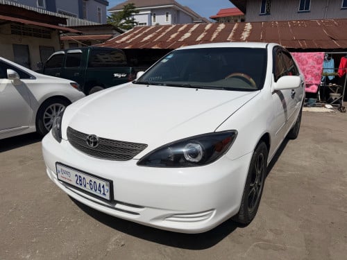 ឡានលក់ xle ក្នុងលឿង