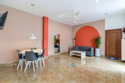 1BR Apartment For Rent - Tonle Bassac, Phnom Penh