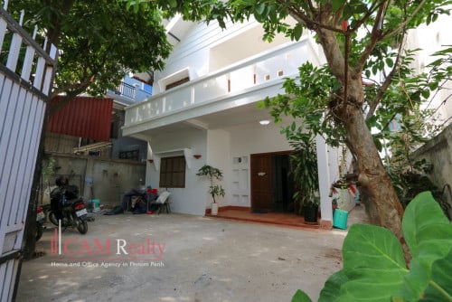 6 Bedrooms Villa For Rent in Tuek Thla | Khan Sen Sok