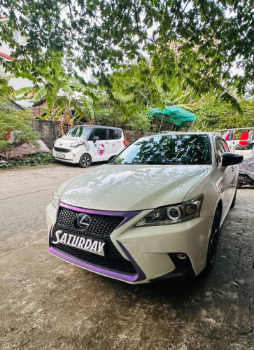 CT 200h 2013 For Rent /出租