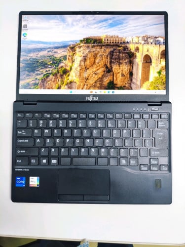 Fujitsu U9311 ប្រេនជប៉ុន!! ស្ដើង ម៉ាស៊ីនខ្លាំង Games កាត់តម៉ាអ៉េម Core I5 ជំនាន់ 11!!