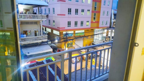 Fully Furnished 1-Bedroom Apartment For Rent