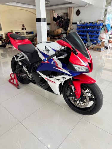 Honda CBR600RR 2010