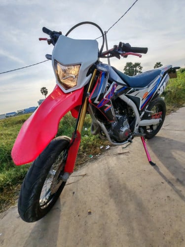 HondaCRF 2017លក់2500$