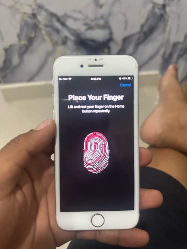 IP 7 32G សានុំសុីននៅស្អាត៩៨ ៩៨% bypass ប្រើបានសុីមនិង wifi ដាក់ Apple ID បានធម្មតា