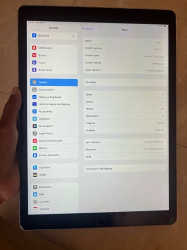 ដាកipad pro  12.9  wifi  98%   អេក្រង់ស្អាតផ្លឹង32g  មួយទឹកស្រុកក្រៅថ្មកាន់ណាស់