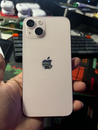 iPhone 13 128GB LL A 98% មានស្កេន 259$