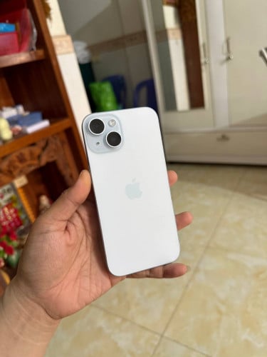 iPhone 15