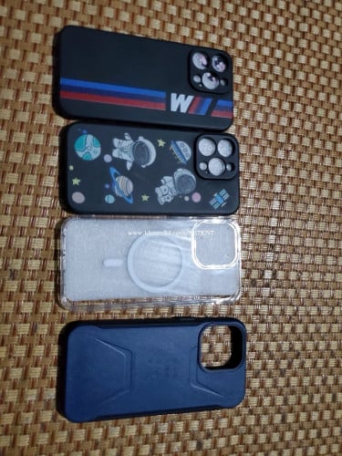 Iphone 15 Pro Max Case ទាំងអស់នឹង 13$ នៅស្អាត 99% UAG