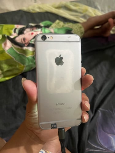 Iphone6 32G នៅប្រេីបាន