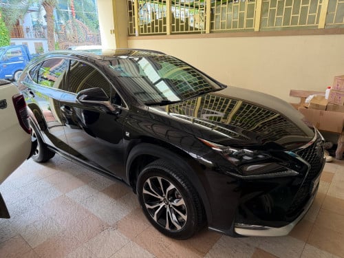 Lexus NX200T F-Sport 2015