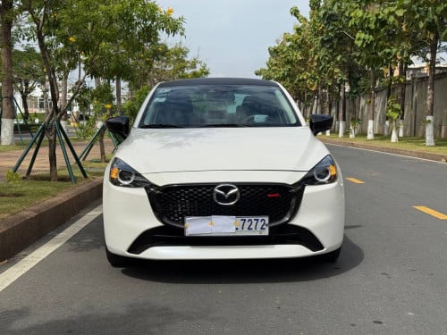 MAZDA2 2024 full options