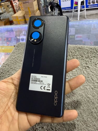 Oppo Reno8T 5G Ram8G Memory128G ក្រុមហ៊ុនសុីមពីរ មានឆ្នាំងសាក