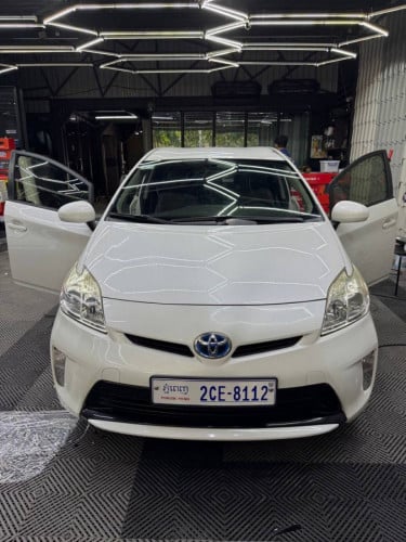 PRIUS 2014 For Rent /出租