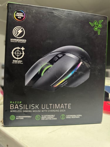 Razer basilisk ultimate with charging dock