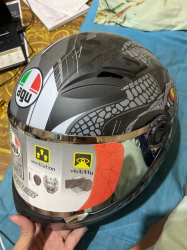 Sell helmet (New not yet use)