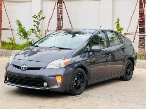 TOYOTA PRIUS 2013 OPTION 4