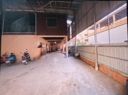 មានផ្ទះជួលទាំងមូល ស្អាតនិងធំទូលាយ