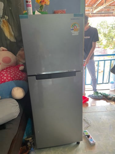 ទូទឹកកកលក់បន្ទាន់ @khmer24.com