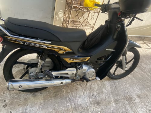 ម៉ូតូលក់