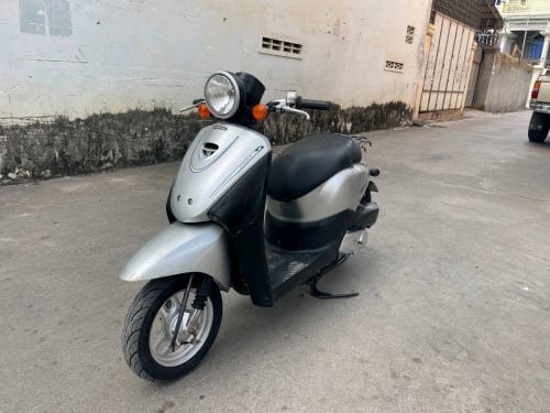 ប្រើប៊ិចម៉ាស៊ីនស្រួយ