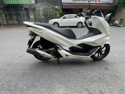 ម៉ូតូនៅស្អាត់មិនដែលដោះម៉ាសុីនច