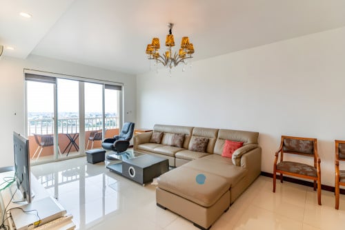 𝐅𝐨𝐫 𝐑𝐞𝐧𝐭: 2-Bedroom Apartment – Rose Condo