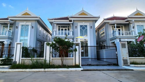 វីឡាលក់ឬជួលនៅបុរីវិមានភ្នំពេញគម្រោងទី៩ ផ្លូវជាតិលេខ6A