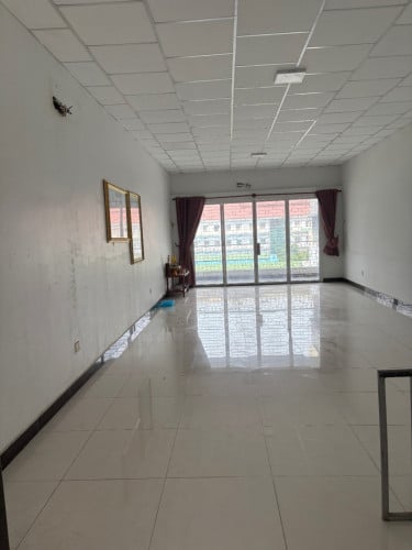 ផ្ទះលក់ 80000$ ចរចាជាន់ទី3នឹងទី 4 ទល់មុខផ្លូវកម្ពុជាក្រោម