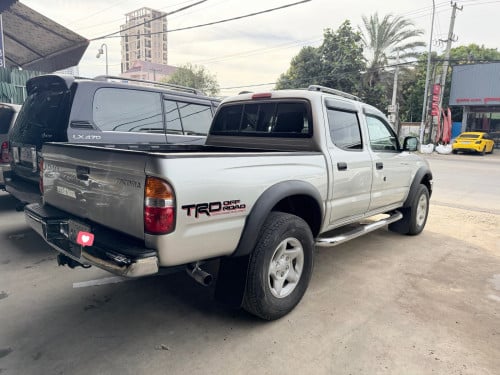 តាកូម៉ាTacoma 03 V6ប៉ុង1សាច់ដែកបាតស្អាតខ្ចីអាចរំលស់សុត100%បាន