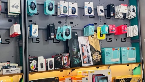 👉🏻Accessories :Mouse,Keyboard…