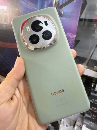 📲📲📲 : Magic 6 pro Ram  12G Rom 512G   Color : Green 99%