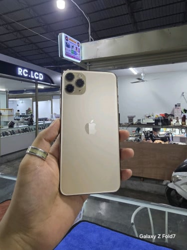 11ProMax 64G សំណុំសុីន