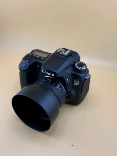 Canon70D+50m F1.8 មួយទឹកស្រុកគេ