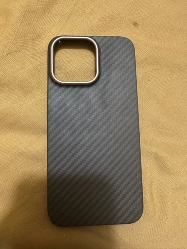 Case carbon original 97%