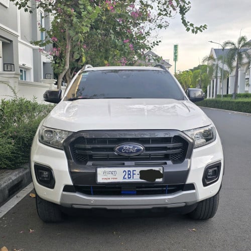 Ford wildtrak 020 ម៉ាស៊ីនធំ 3.2L