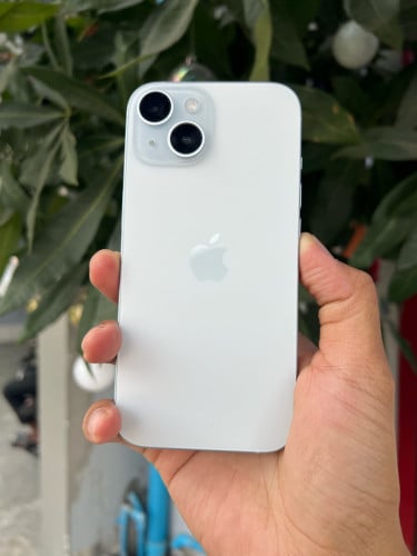 iPhone 15 សំណុំ​ស៊ី​ន​ខ្ចី​ណែន​ 99%
