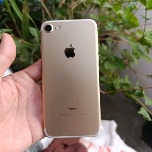 Iphone 7 128g សុំណុំហ្សុីន អត់ជាប់អ្វីទាំងអស់