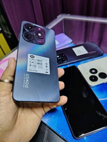 Itel មួយទឹកសានុំស៊ីនក្រុមហ៊ុន ដើររអិល ថ្មកាន់តាន់ 5000mah កាំមេរ៉ា50MP