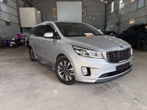Kia Carnival 2015