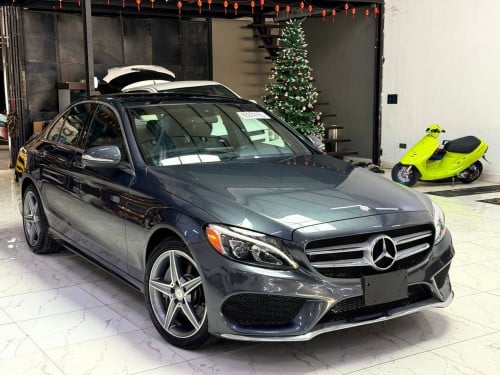 MERCEDES C300 4matic ថ្មាំស៊ីនមួយជំ