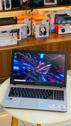 Model: Asus Vivobook X540U(1ទឹកស្អាត-99%)