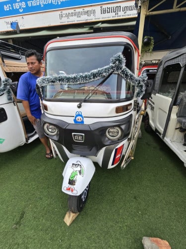 Re bajaj2023លក់2500$