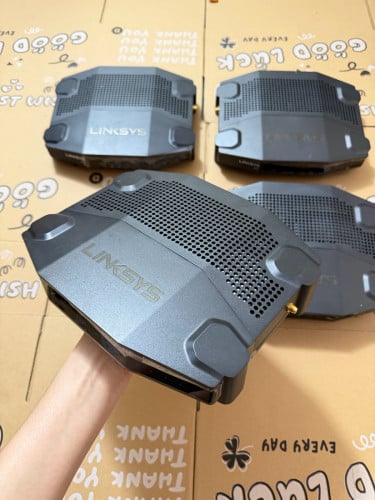 Router VPN Linksys Exspress VPN ស្អាត 99% Linksys Wrt32X ដូចរូបលក់ 130$ មេៗចង់បាន Inbox