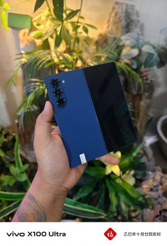 Samsara galaxy Z fold 6/ram12/512G/ក្រុមហ៊ុនសុីម2)