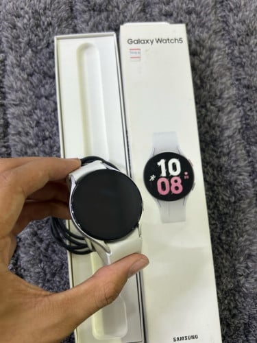 Samsung Galaxy Watch5 99%