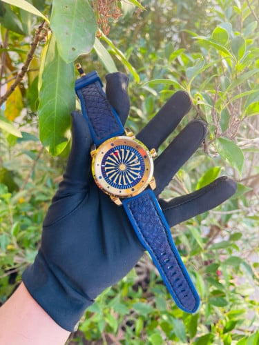 Zinvo Cobra Volt 99.9% like new