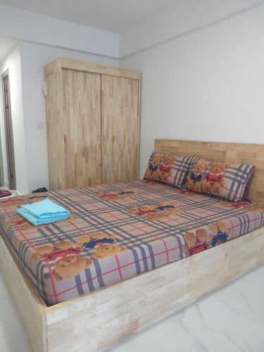 ខុនដូជួលទីតាំងទឹកថ្លា