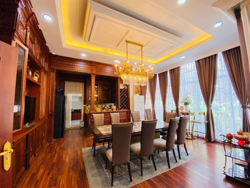 វីឡាឃីងសម្រាប់ជួល នៅក្នុងបុរីប៉េងហួត បឹងស្នោរ