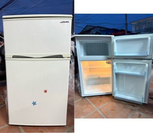 ទូទឹកកកជជុះខ្នាត៨តឹកកន្លះស្អាត